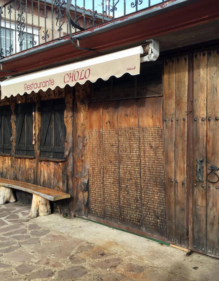 Hostal Cholo Branosera Exterior photo